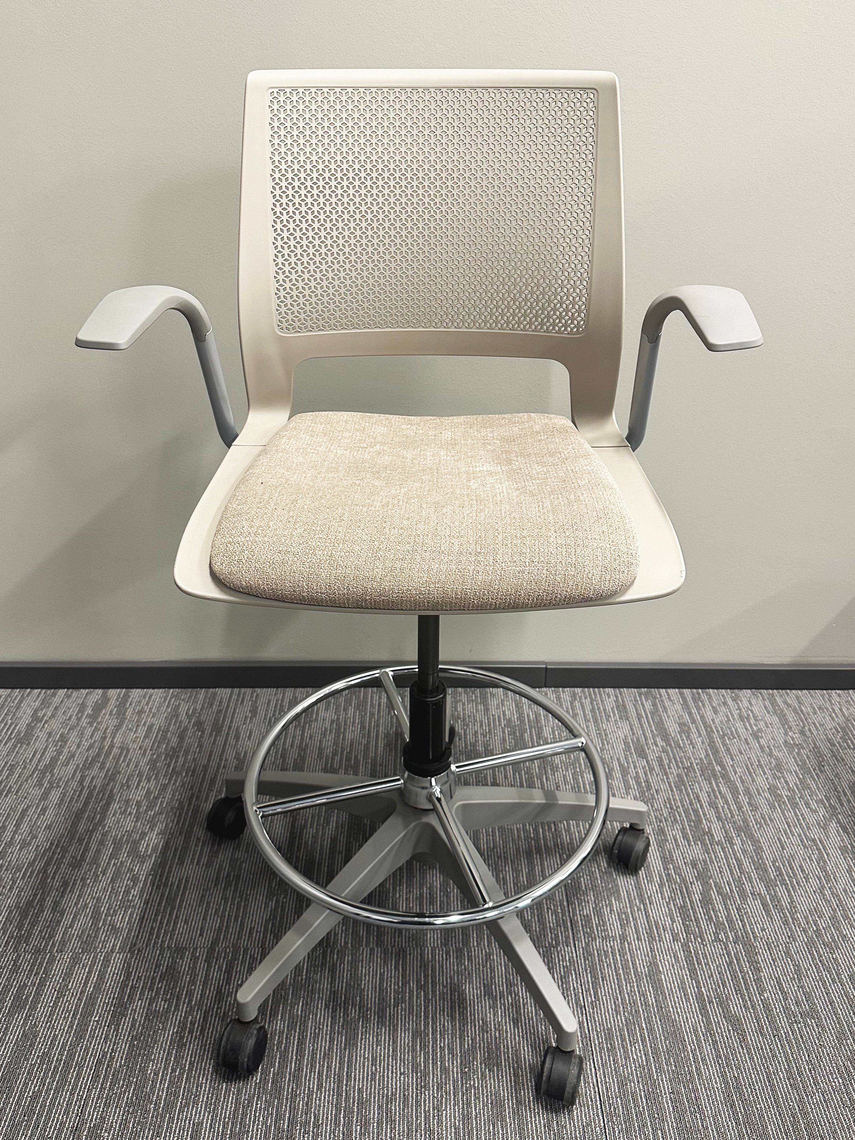 SitOnIt Lumin Chair Office Furniture Broker